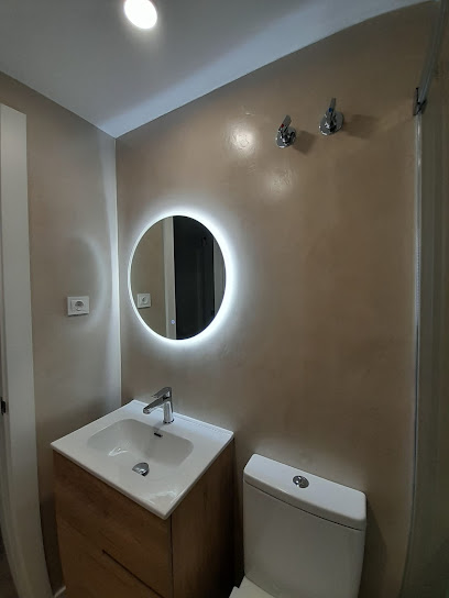 Dirección, horario, teléfono y opiniones de Mg Reformas Integrales en Castelldefels