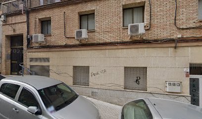 Dirección, horario, teléfono y opiniones de Proyectos y Obras Extremeñas S.A. en Cáceres