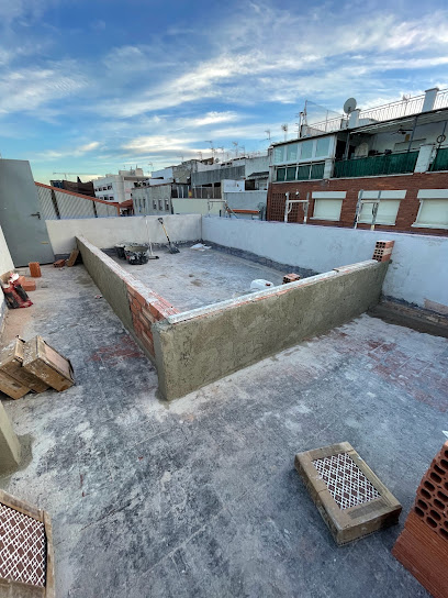 Dirección, horario, teléfono y opiniones de Reformas Carvalho en Castelldefels