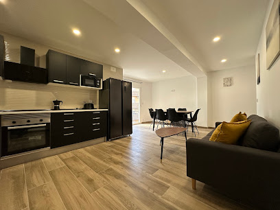 Dirección, horario, teléfono y opiniones de Reformas Castellón Rossi en Castellón de la Plana