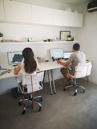 Dirección, horario, teléfono y opiniones de Santiago de Nova Arquitecto Técnico Ciudad Real en Ciudad Real
