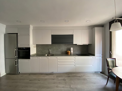 Dirección, horario, teléfono y opiniones de Schmidt Castelldefels - Barcelona en Castelldefels