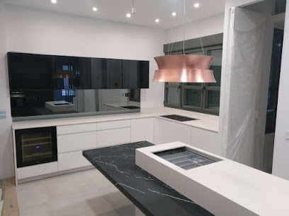 Dirección, horario, teléfono y opiniones de Cocina Tu Encimera en Las Rozas de Madrid