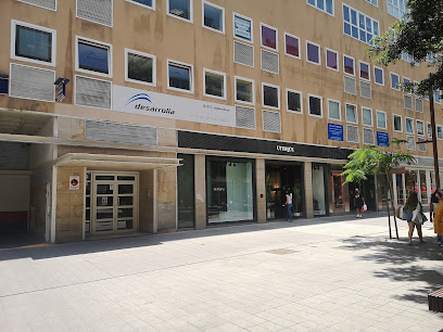 Dirección, horario, teléfono y opiniones de Desarrolla en Las Palmas de Gran Canaria