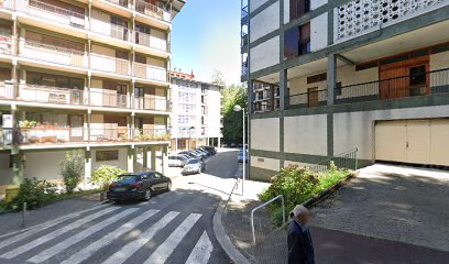 Dirección, horario, teléfono y opiniones de Es-Reformas en Donostia - San Sebastián