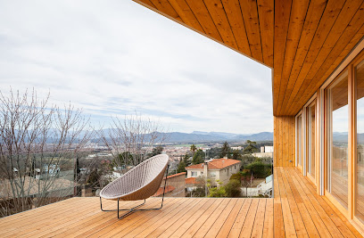 Dirección, horario, teléfono y opiniones de Genial Houses en Girona