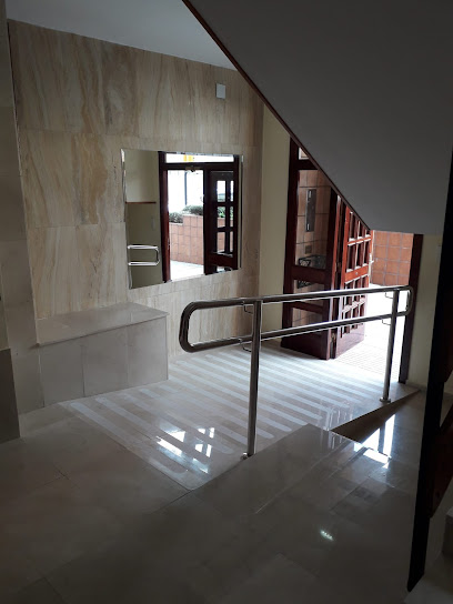 Dirección, horario, teléfono y opiniones de Grupo Garmat en Gijón