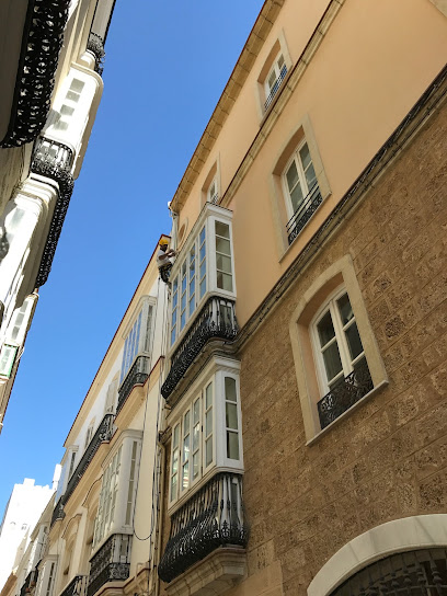 Dirección, horario, teléfono y opiniones de Jlab Construcciones en El Puerto de Santa María
