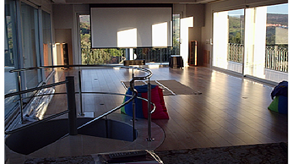 Dirección, horario, teléfono y opiniones de Reformas y Mármoles Marín en Estepona