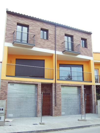 Dirección, horario, teléfono y opiniones de Servicios y Mantenimientos Empordà S.L. en Figueres