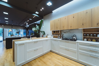 Dirección, horario, teléfono y opiniones de Spazio Rocasa en Gijón