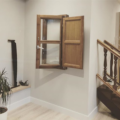 Dirección, horario, teléfono y opiniones de Tarabica en Gijón