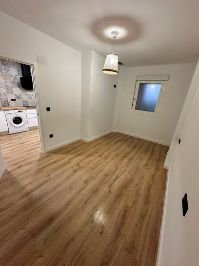 Dirección, horario, teléfono y opiniones de Venlux Zero en Irún