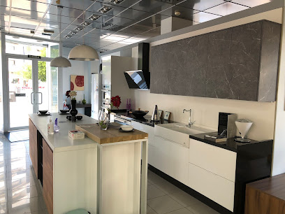 Dirección, horario, teléfono y opiniones de Vivir Cocinas - Cocinas Llenas de Vida en Huelva