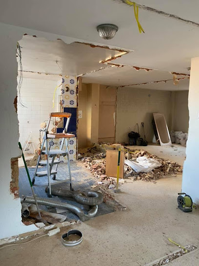 Dirección, horario, teléfono y opiniones de Secuoya Interiorismo Murcia en Murcia