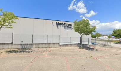 Dirección, horario, teléfono y opiniones de Made 3 en Vic