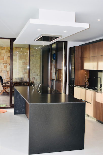Dirección, horario, teléfono y opiniones de Villanueva Estudio de Cocina y Baño en Torrelavega