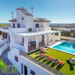 Dirección, horario, teléfono y opiniones de Bylah en Mijas