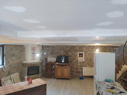 Dirección, horario, teléfono y opiniones de Carlos Araujo - Escayola - Pladur - Techos Desmontables en Ourense