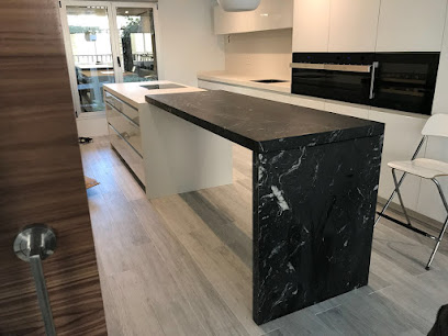 Dirección, horario, teléfono y opiniones de Cocina Tu Encimera en Majadahonda