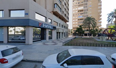 Dirección, horario, teléfono y opiniones de Construcciones T. Arjona en Málaga