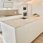 Dirección, horario, teléfono y opiniones de Cooking Surface By Abk Stone en Palma