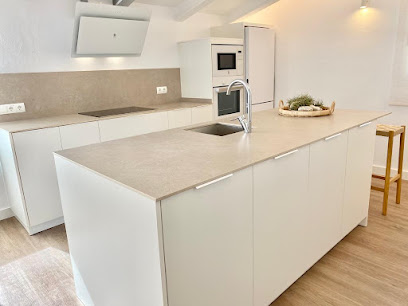 Dirección, horario, teléfono y opiniones de Cooking Surface By Abk Stone en Palma