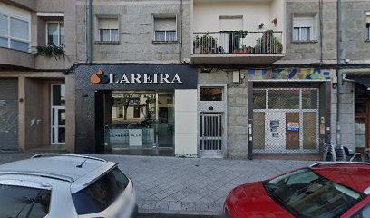 Dirección, horario, teléfono y opiniones de D Lareira Plus en Ourense
