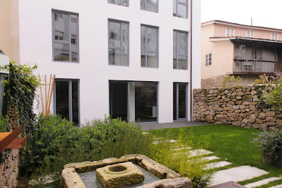 Dirección, horario, teléfono y opiniones de Equipoeme Estudio en Ourense