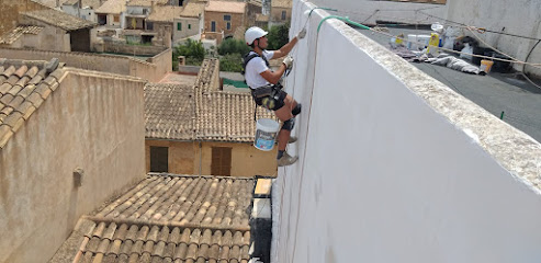 Dirección, horario, teléfono y opiniones de Fachada Balear en Palma