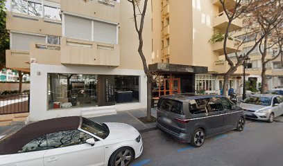 Dirección, horario, teléfono y opiniones de Kubic Arquitectura de La Cocina S.L. en Marbella