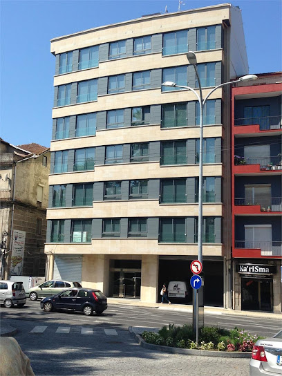 Dirección, horario, teléfono y opiniones de Ouredifika S.L. en Ourense