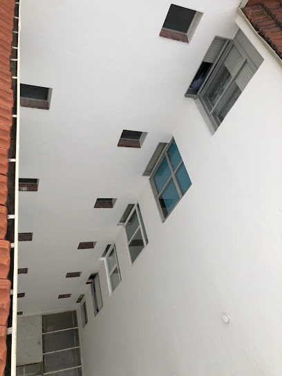 Dirección, horario, teléfono y opiniones de Rehabilitaciones Empresa Nieto en Ourense