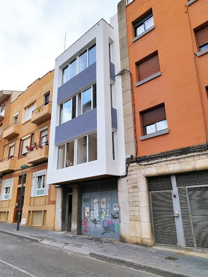 Dirección, horario, teléfono y opiniones de Revestia Scp Sate y Revestimientos en Reus