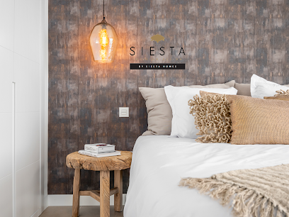 Dirección, horario, teléfono y opiniones de Siesta Design Marbella en Marbella