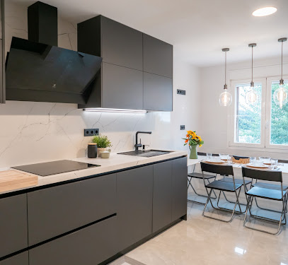 Dirección, horario, teléfono y opiniones de Studio Daless | Reformas de Cocinas en Madrid en Madrid