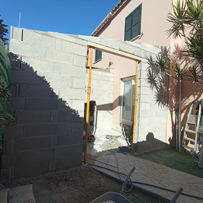 Dirección, horario, teléfono y opiniones de Tot Serveis en Palma