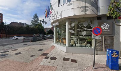 Dirección, horario, teléfono y opiniones de Ventanas y Reformas Astur C.B en Oviedo