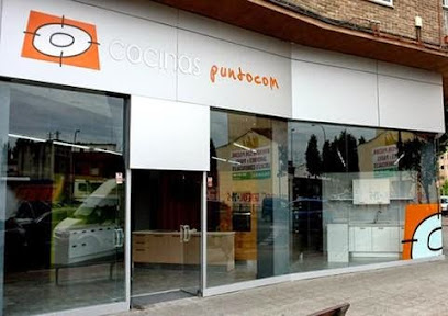 Dirección, horario, teléfono y opiniones de Cocinas.Com Talavera en Talavera de la Reina