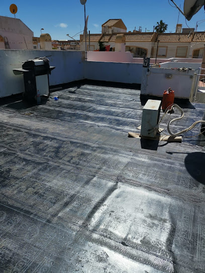 Dirección, horario, teléfono y opiniones de Construcciones y Reformas Rfc en Torrevieja