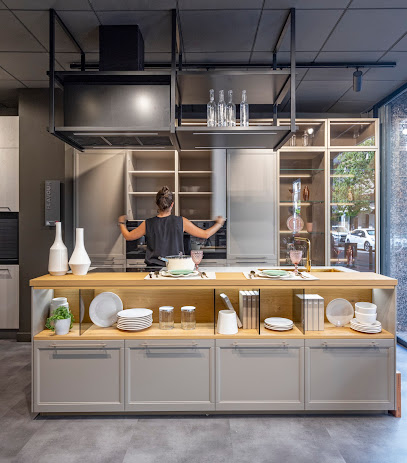 Dirección, horario, teléfono y opiniones de Cucine Lube Vilanova en Vilanova i la Geltrú