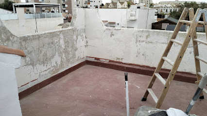 Dirección, horario, teléfono y opiniones de Latorre Reformas en Torrevieja