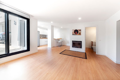 Dirección, horario, teléfono y opiniones de Lozano Construcciones S.L en Sevilla