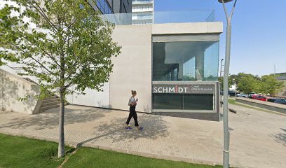 Dirección, horario, teléfono y opiniones de Ouxion - Fusion de Obras y Proyectos S.L. en Sant Cugat del Vallés