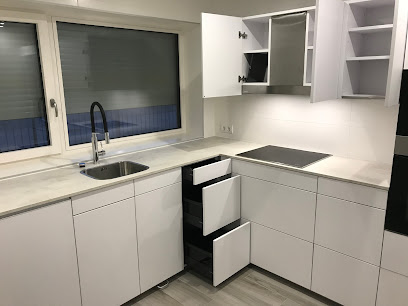 Dirección, horario, teléfono y opiniones de Schmidt (Cocinas, Muebles de Hogar y Baños A Medida) en Valladolid