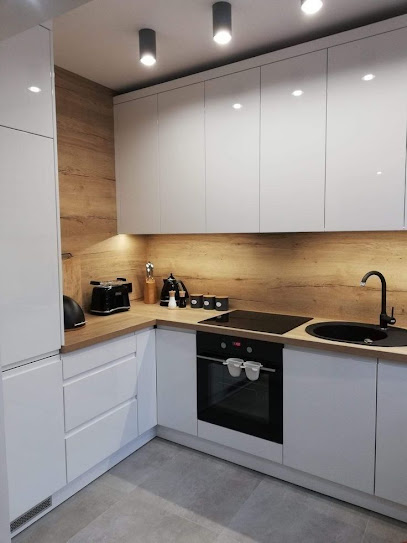 Dirección, horario, teléfono y opiniones de Vip Cocinas en Torrevieja
